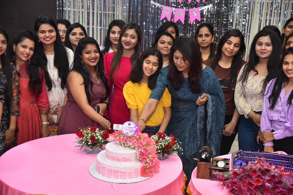 event-woman